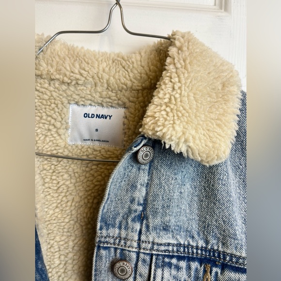 COPY - Old Navy Sherpa Jean Jacket - Picture 3 of 6